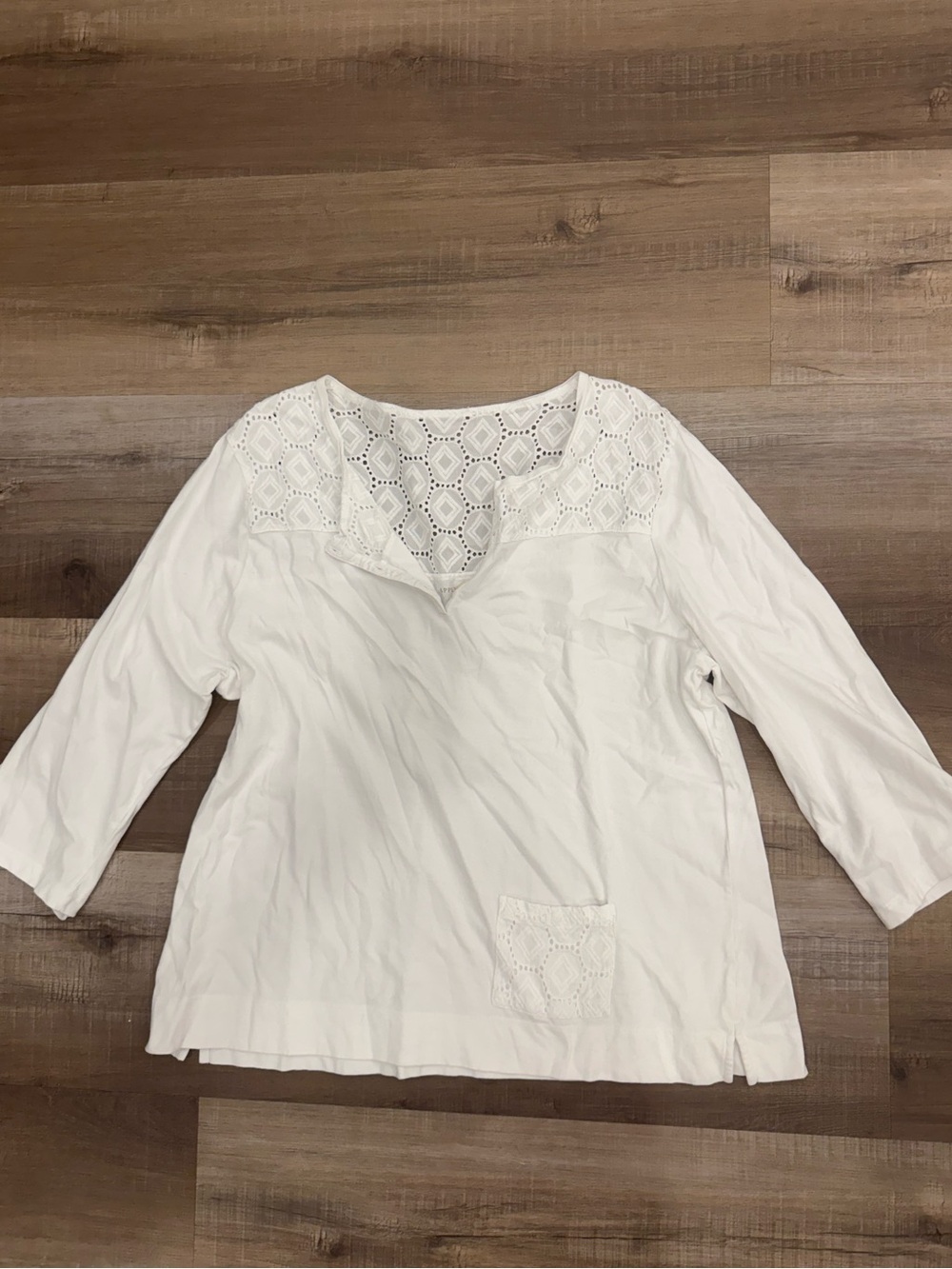 Appleseed’s White Eyelet Henley Tunic Top XL